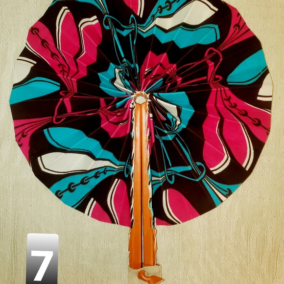 Fans - Picture 5 of 7